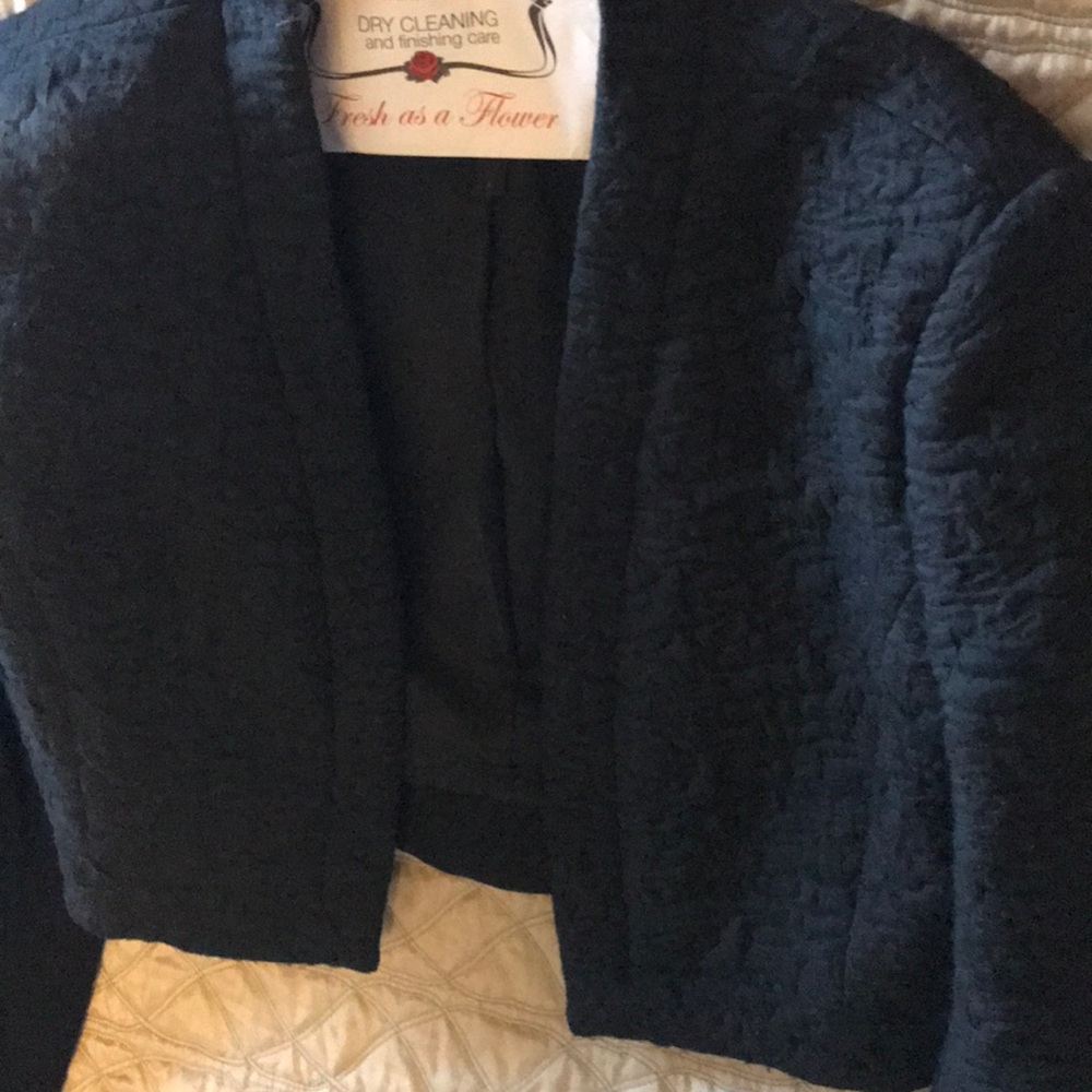 Jacket - Picture 3 of 6